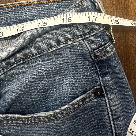 Levi's Women's Boot Cut Jeans 515 - Picture 6 of 6